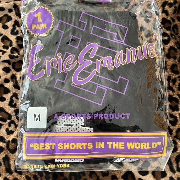 Eric Emanuel cyber Monday black and white shorts - Picture 1 of 4